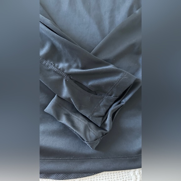 Nike Women's Dri-FIT Element Shirt - Medium - Picture 5 of 6